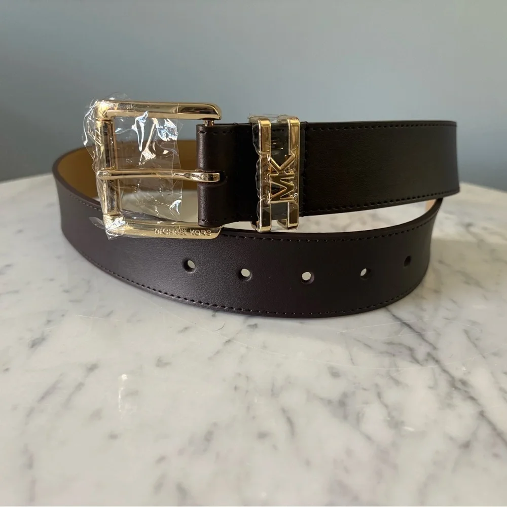 Michael Kors Genuine Leather Logo Buckle Belt Brown Gold Hardware XS $58 MSRP